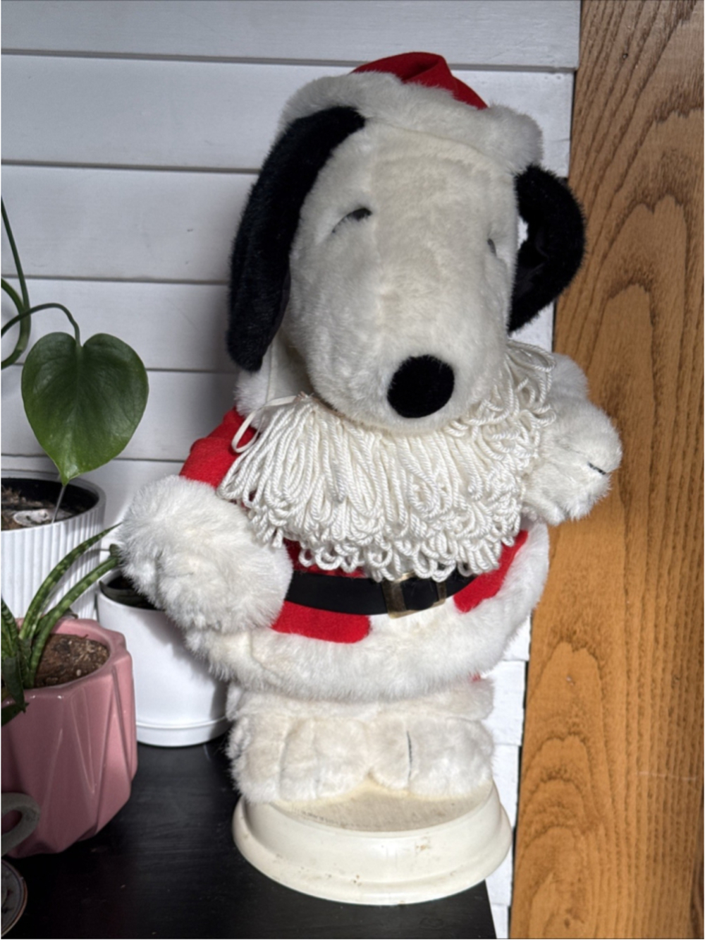 Santa's Best Holiday Animation Snoopy Santa with Beard Christmas Peanuts 18”